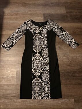 Sami & Jo Black and White Patterned Long Sleeve Sheath Dress